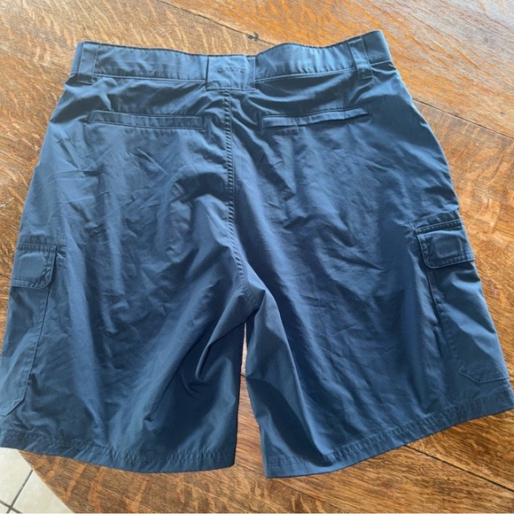 Orvis Men’s Shorts - Picture 2 of 3